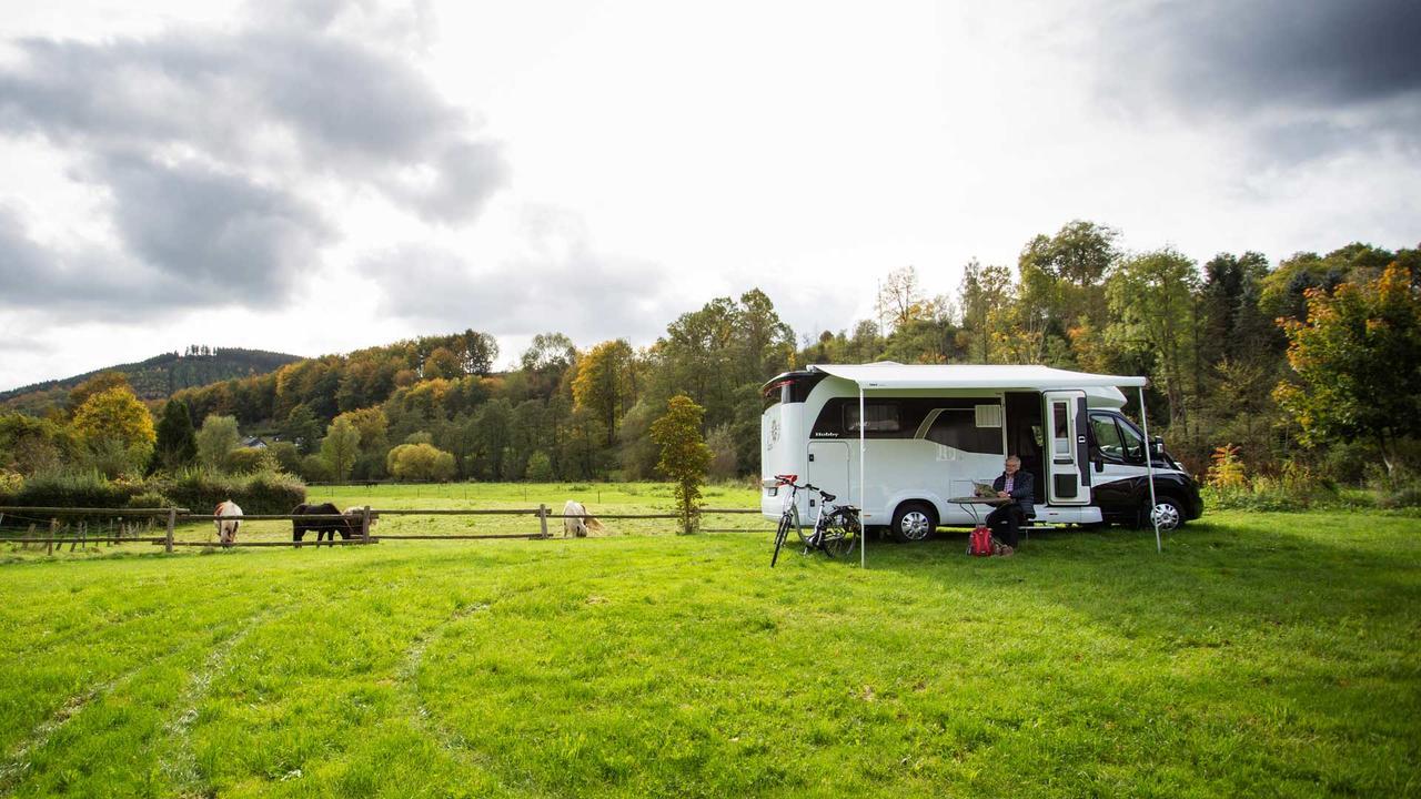 Landgasthof Seemer Eslohe Exteriör bild
