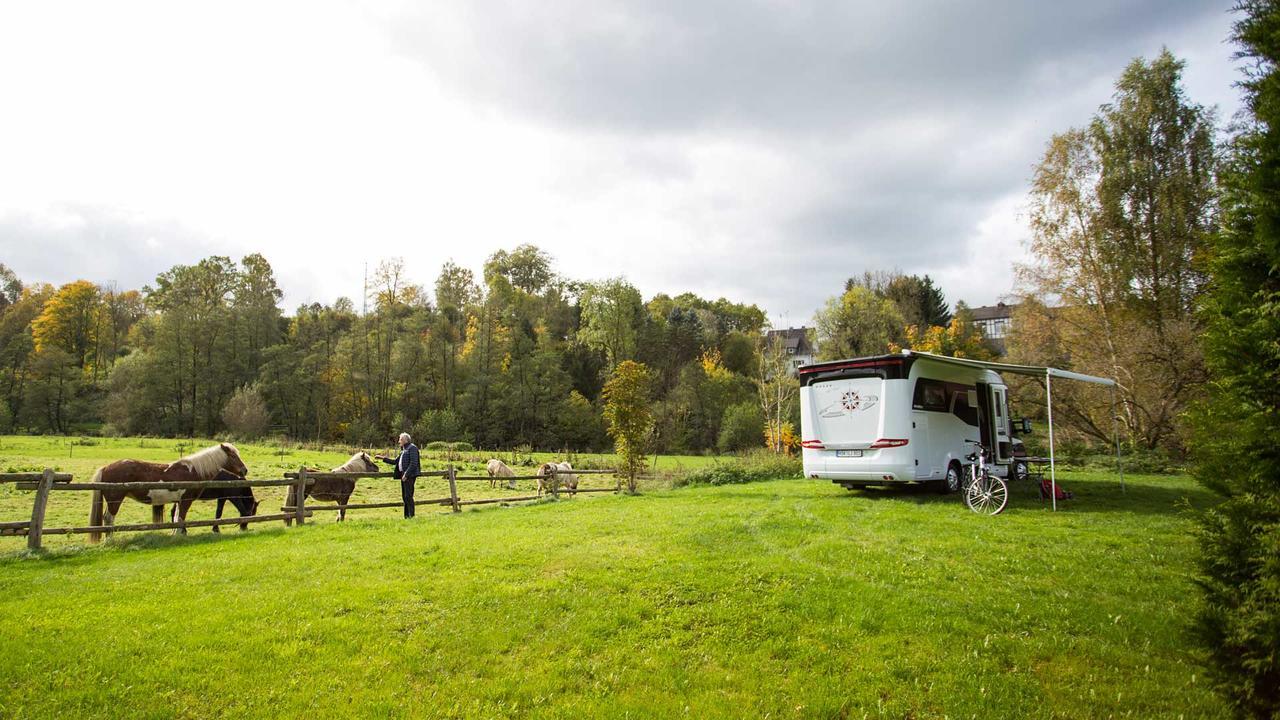 Landgasthof Seemer Eslohe Exteriör bild